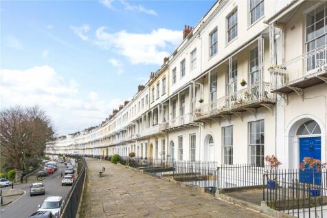 Royal York Crescent, Clifton... 3 bed apartment for sale