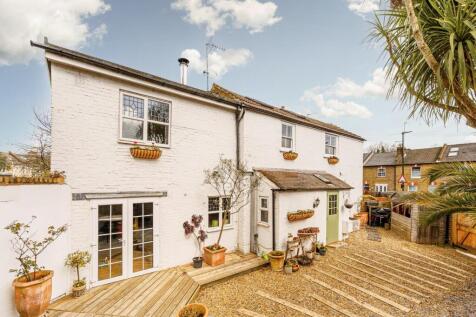 Enfield Road, Brentford 3 bed house for sale