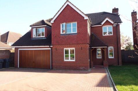 Greyfriars Drive, Bromsgrove... 5 bed detached house for sale