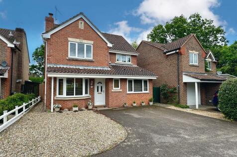 Poppy Close, North Walsham 5 bed detached house for sale