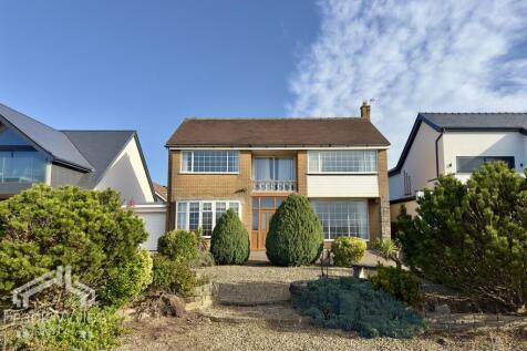 Inner Promenade, Lytham St Annes, FY8... 3 bed detached house for sale