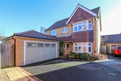Great Clover Leaze, Bristol, BS16 4 bed detached house for sale