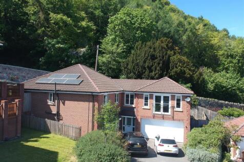 Lon Y Berllan, Abergele 4 bed detached house for sale