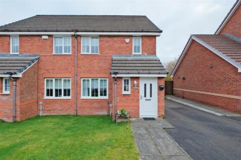 2 bedroom semi-detached house for sale