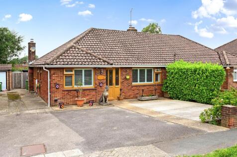 Wood Lane, Small Dole, Henfield 3 bed semi