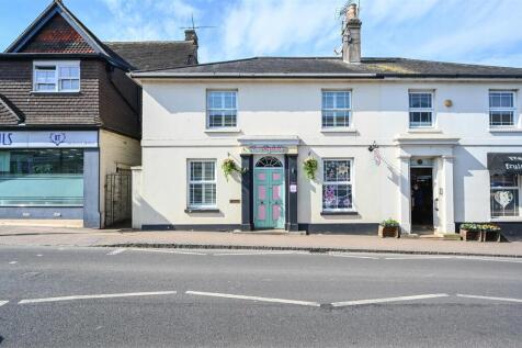 High Street, Henfield 2 bed flat for sale