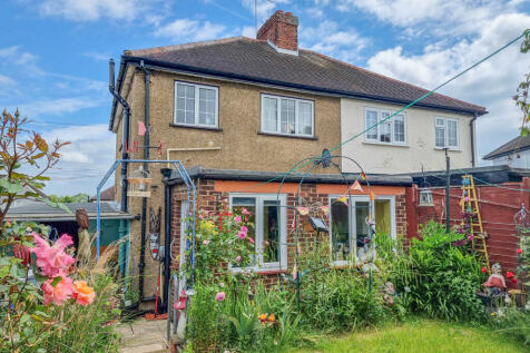 2 bedroom semi-detached house for sale