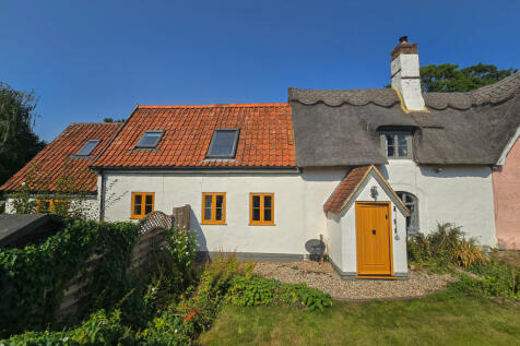 3 bedroom cottage for sale