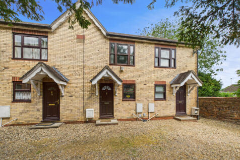 Manse Court, Haverhill 2 bed terraced house for sale