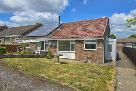Kings Meadow, Kedington, Suffolk 2 bed bungalow for sale