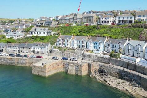 Peverell Terrace, Porthleven TR13 3 bed cottage for sale