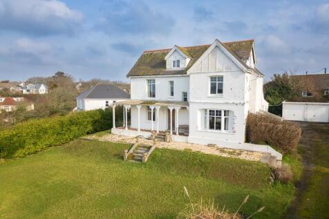 Laflouder Lane, Mullion TR12 5 bed detached house for sale
