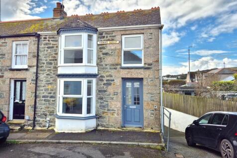 Thomas Street, Porthleven TR13 2 bed cottage for sale
