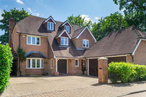 6 bedroom detached house for sale