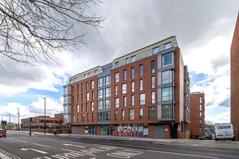 2 bedroom flat for sale