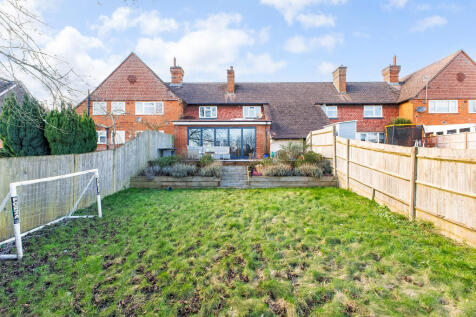 3 bedroom terraced house for sale