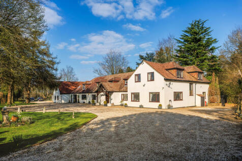 7 bedroom detached house for sale