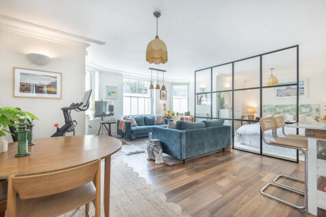 1 bedroom flat for sale
