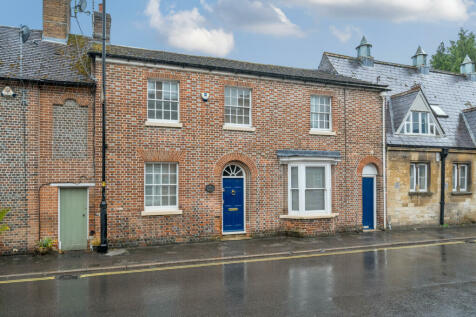 5 bedroom terraced house for sale