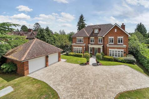 6 bedroom detached house for sale