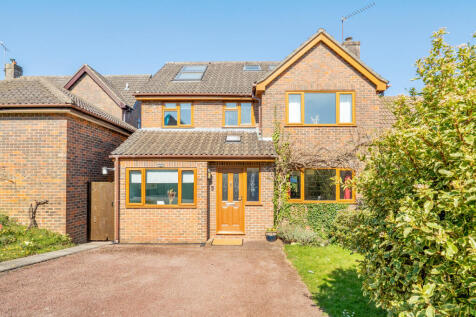 6 bedroom house for sale