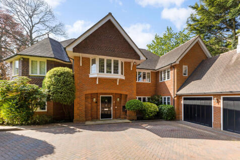 5 bedroom detached house for sale