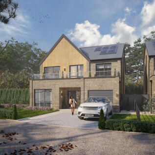 4 bedroom detached house for sale