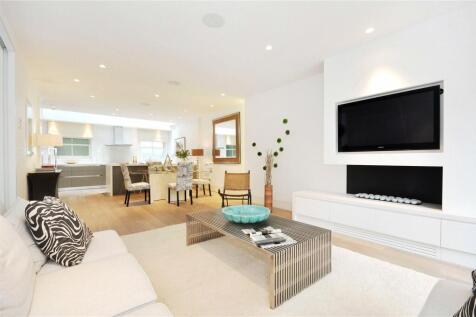 3 bedroom mews property for sale