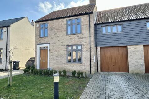 Dockey Court, Stretham, Ely... 4 bed semi