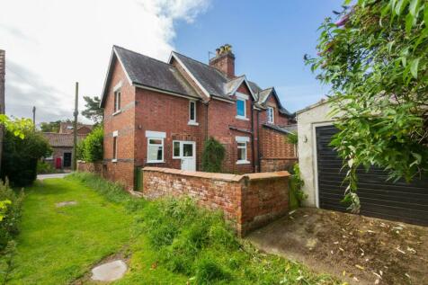 2 bedroom semi-detached house for sale