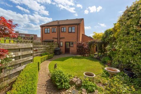 Water Lane, Dunnington, York 3 bed semi