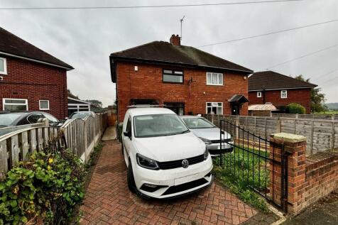 Croftway, Barwick In Elmet, Leeds 3 bed semi