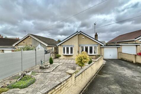 Great North Road, Micklefield, Leeds 3 bed semi