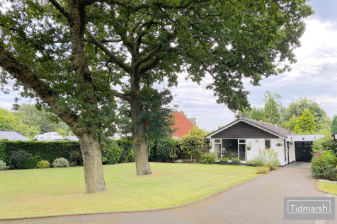 2 bedroom detached bungalow for sale