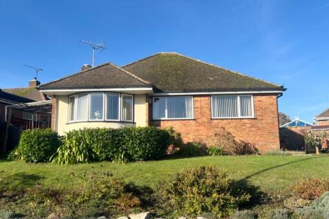 3 bedroom detached bungalow for sale