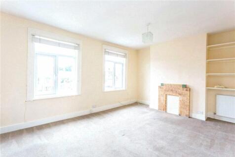 Studio flat for sale