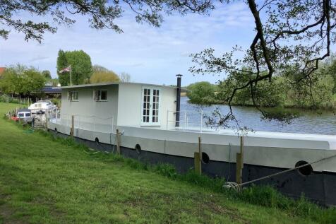 Bridge Road, Lowestoft NR33 3 bed houseboat for sale