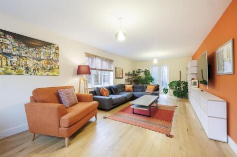 George Davey Close, Beccles NR34 4 bed detached house for sale