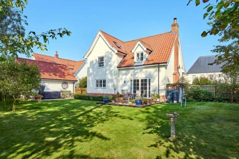 Station Road, Diss IP21 4 bed detached house for sale