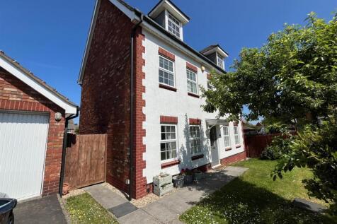 Picton Walk, Newport 5 bed detached house for sale