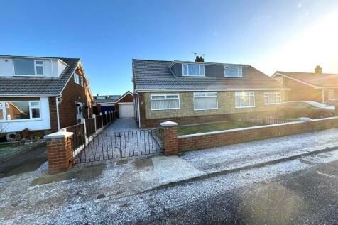 3 bedroom semi-detached bungalow for sale