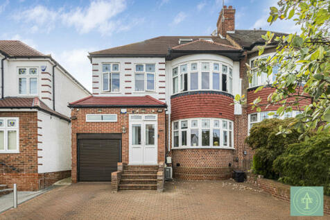 5 bedroom semi-detached house for sale