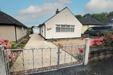 Ronald Avenue, Llandudno Junction 2 bed detached bungalow for sale