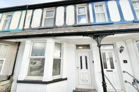 4 bedroom terraced house for sale