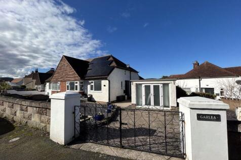 Roumania Crescent, Llandudno 2 bed bungalow for sale