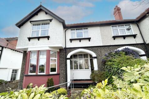 Roumania Crescent, Craig Y Don 4 bed semi