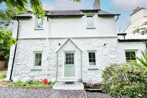 Mill Road, Llanfairfechan 2 bed cottage for sale