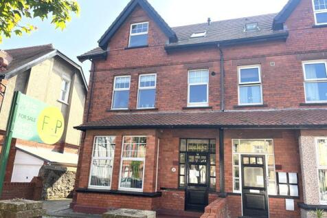 1 bedroom flat for sale