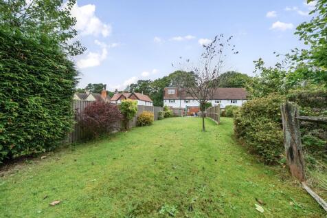 Hindhead with scope to enlarge 2 bed cottage for sale