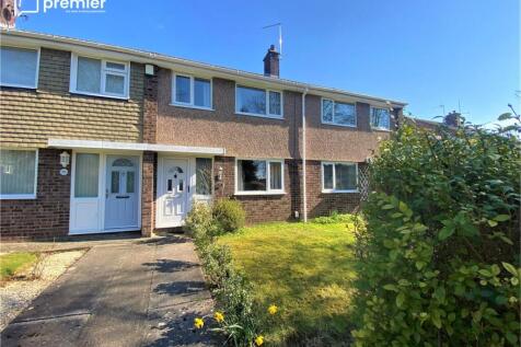 Pennine Walk, Little Sutton 3 bed terraced house for sale